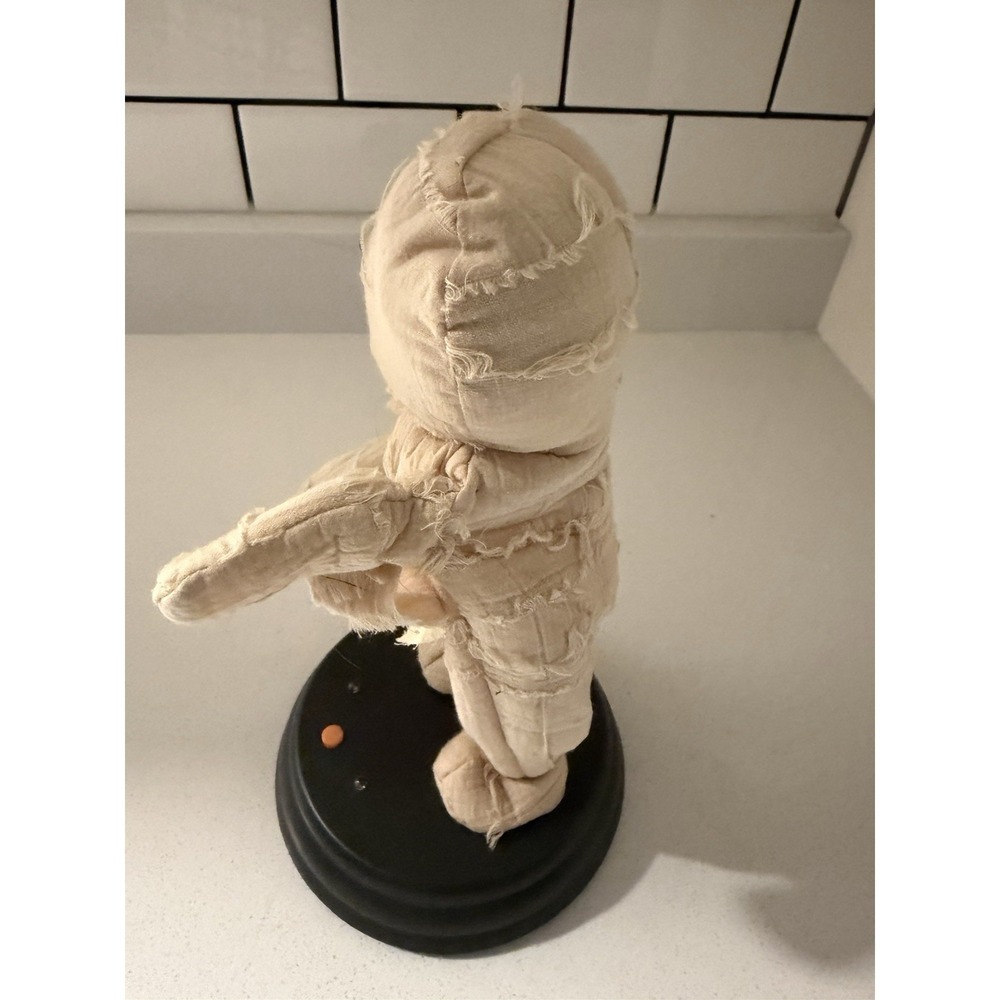 Gemmy - 11" Mummy Animated Sings to Michael Jackson's "Thriller" - Picture 3 of 7